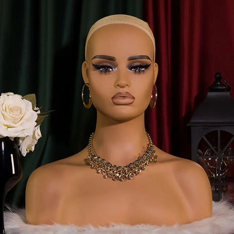 Mannequin Head (Jayda) | Ready Makeup